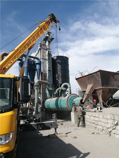 安顺市设备搬运等各类工程项目中，吊车起着关键作用